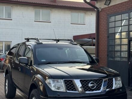 Черный Ниссан Навара, объемом двигателя 2.5 л и пробегом 253 тыс. км за 3400 $, фото 1 на Automoto.ua