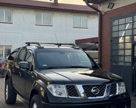 Черный Ниссан Навара, объемом двигателя 2.5 л и пробегом 253 тыс. км за 3400 $, фото 1 на Automoto.ua