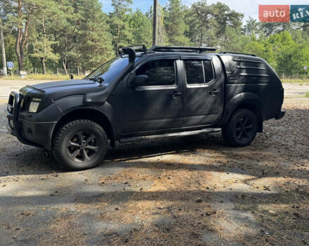 Чорний Ніссан Навара, об'ємом двигуна 2.5 л та пробігом 335 тис. км за 12000 $, фото 1 на Automoto.ua