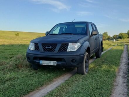 Чорний Ніссан Навара, об'ємом двигуна 2.5 л та пробігом 300 тис. км за 4787 $, фото 1 на Automoto.ua