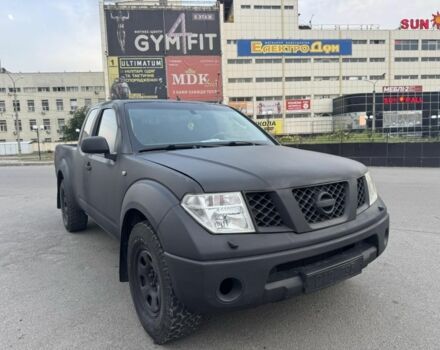 Черный Ниссан Навара, объемом двигателя 2.5 л и пробегом 200 тыс. км за 4700 $, фото 1 на Automoto.ua