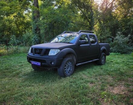 Черный Ниссан Навара, объемом двигателя 2.5 л и пробегом 220 тыс. км за 5300 $, фото 1 на Automoto.ua