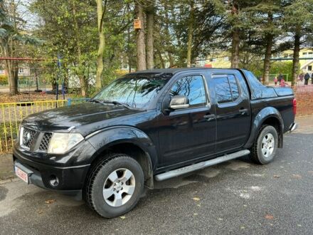Черный Ниссан Навара, объемом двигателя 2.5 л и пробегом 218 тыс. км за 8099 $, фото 1 на Automoto.ua
