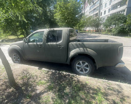 Черный Ниссан Навара, объемом двигателя 2.49 л и пробегом 429 тыс. км за 10700 $, фото 1 на Automoto.ua
