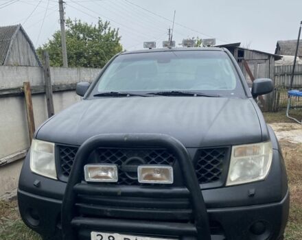 Черный Ниссан Навара, объемом двигателя 2.5 л и пробегом 314 тыс. км за 4950 $, фото 1 на Automoto.ua