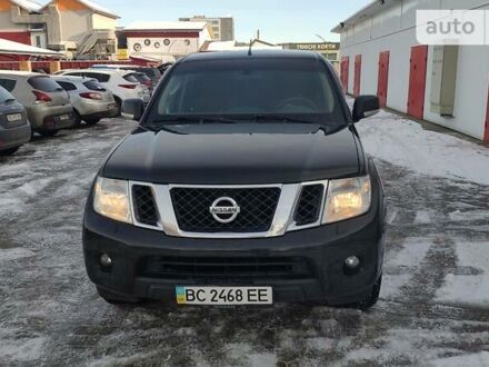 Черный Ниссан Навара, объемом двигателя 2.5 л и пробегом 320 тыс. км за 17300 $, фото 1 на Automoto.ua