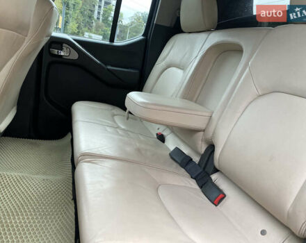 Фиолетовый Ниссан Навара, объемом двигателя 2.49 л и пробегом 201 тыс. км за 12500 $, фото 32 на Automoto.ua