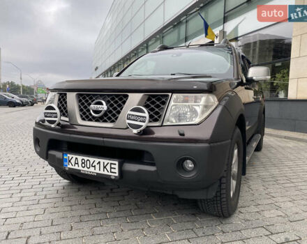 Фиолетовый Ниссан Навара, объемом двигателя 2.49 л и пробегом 201 тыс. км за 12500 $, фото 5 на Automoto.ua