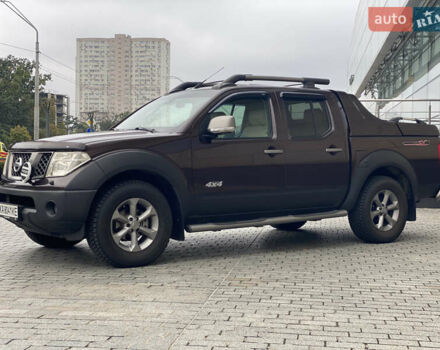 Фиолетовый Ниссан Навара, объемом двигателя 2.49 л и пробегом 201 тыс. км за 12500 $, фото 3 на Automoto.ua