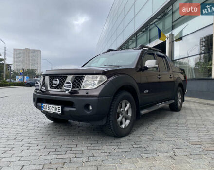 Фиолетовый Ниссан Навара, объемом двигателя 2.49 л и пробегом 201 тыс. км за 12500 $, фото 4 на Automoto.ua