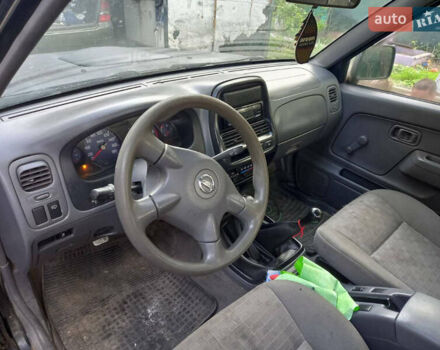 Ниссан Навара, объемом двигателя 2.5 л и пробегом 277 тыс. км за 3800 $, фото 2 на Automoto.ua