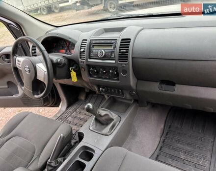 Ниссан Навара, объемом двигателя 2.5 л и пробегом 301 тыс. км за 14500 $, фото 6 на Automoto.ua