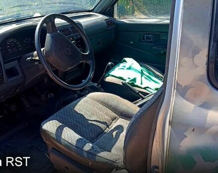 Ниссан Навара, объемом двигателя 2.5 л и пробегом 0 тыс. км за 2300 $, фото 2 на Automoto.ua