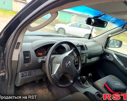 Ниссан Навара, объемом двигателя 2.5 л и пробегом 300 тыс. км за 4700 $, фото 4 на Automoto.ua