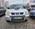 Серый Ниссан Навара, объемом двигателя 2.7 л и пробегом 240 тыс. км за 7999 $, фото 8 на Automoto.ua