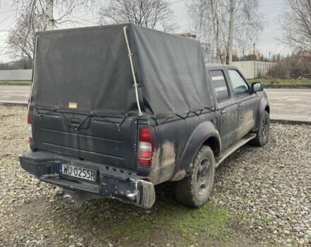 Серый Ниссан Навара, объемом двигателя 2.5 л и пробегом 255 тыс. км за 2700 $, фото 3 на Automoto.ua