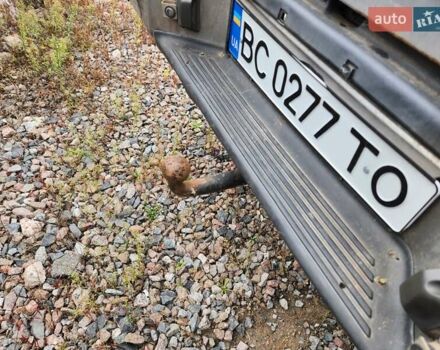 Серый Ниссан Навара, объемом двигателя 2.7 л и пробегом 240 тыс. км за 7999 $, фото 6 на Automoto.ua