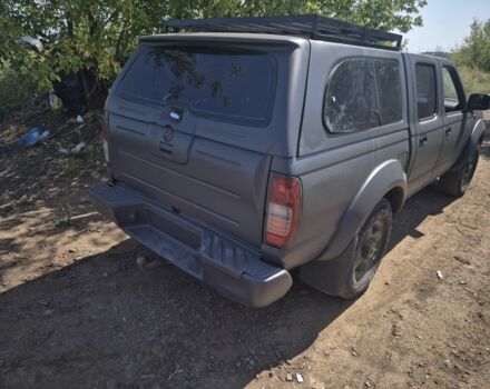 Серый Ниссан Навара, объемом двигателя 2.5 л и пробегом 111 тыс. км за 7200 $, фото 1 на Automoto.ua