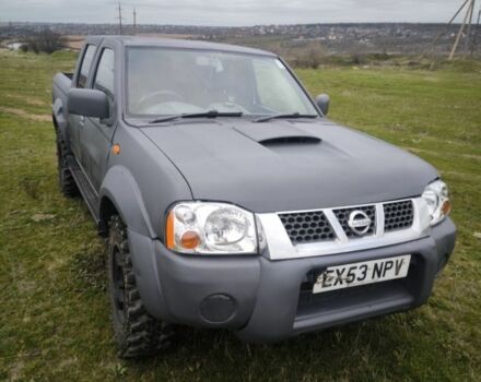 Серый Ниссан Навара, объемом двигателя 0 л и пробегом 200 тыс. км за 4500 $, фото 1 на Automoto.ua