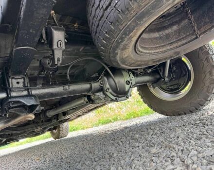 Сірий Ніссан Навара, об'ємом двигуна 2.5 л та пробігом 252 тис. км за 7000 $, фото 5 на Automoto.ua