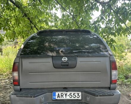 Серый Ниссан Навара, объемом двигателя 2.5 л и пробегом 375 тыс. км за 4842 $, фото 2 на Automoto.ua