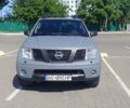 Серый Ниссан Навара, объемом двигателя 2.49 л и пробегом 280 тыс. км за 12000 $, фото 1 на Automoto.ua
