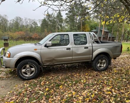 Сірий Ніссан Навара, об'ємом двигуна 2.5 л та пробігом 133 тис. км за 5600 $, фото 9 на Automoto.ua