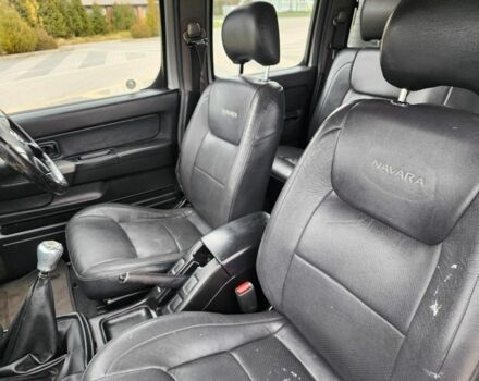 Серый Ниссан Навара, объемом двигателя 2.5 л и пробегом 149 тыс. км за 7203 $, фото 19 на Automoto.ua