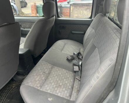 Сірий Ніссан Навара, об'ємом двигуна 2.5 л та пробігом 133 тис. км за 5600 $, фото 22 на Automoto.ua