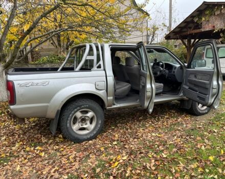 Сірий Ніссан Навара, об'ємом двигуна 2.5 л та пробігом 133 тис. км за 5600 $, фото 7 на Automoto.ua