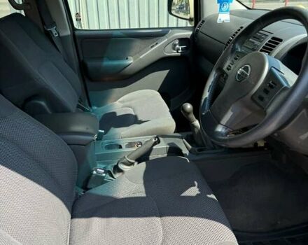 Сірий Ніссан Навара, об'ємом двигуна 2.49 л та пробігом 312 тис. км за 7000 $, фото 6 на Automoto.ua
