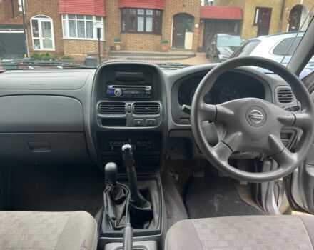 Сірий Ніссан Навара, об'ємом двигуна 2.5 л та пробігом 133 тис. км за 5600 $, фото 18 на Automoto.ua