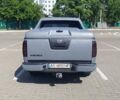 Серый Ниссан Навара, объемом двигателя 2.49 л и пробегом 280 тыс. км за 12000 $, фото 3 на Automoto.ua