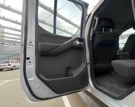 Сірий Ніссан Навара, об'ємом двигуна 2.5 л та пробігом 268 тис. км за 6200 $, фото 12 на Automoto.ua