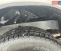 Серый Ниссан Навара, объемом двигателя 2.49 л и пробегом 375 тыс. км за 11000 $, фото 1 на Automoto.ua