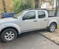 Серый Ниссан Навара, объемом двигателя 2.5 л и пробегом 188 тыс. км за 5800 $, фото 2 на Automoto.ua