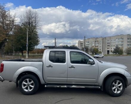 Серый Ниссан Навара, объемом двигателя 2.5 л и пробегом 272 тыс. км за 6500 $, фото 4 на Automoto.ua