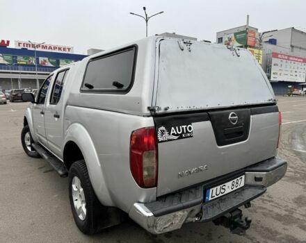 Сірий Ніссан Навара, об'ємом двигуна 2.5 л та пробігом 290 тис. км за 6700 $, фото 3 на Automoto.ua