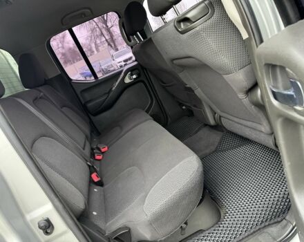 Сірий Ніссан Навара, об'ємом двигуна 2.5 л та пробігом 290 тис. км за 6700 $, фото 12 на Automoto.ua