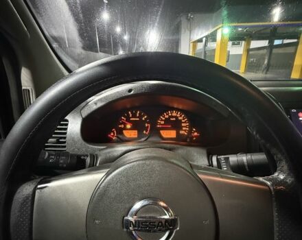 Сірий Ніссан Навара, об'ємом двигуна 2.5 л та пробігом 300 тис. км за 5500 $, фото 5 на Automoto.ua