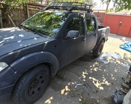 Серый Ниссан Навара, объемом двигателя 2.5 л и пробегом 466 тыс. км за 3400 $, фото 9 на Automoto.ua