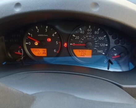 Серый Ниссан Навара, объемом двигателя 2.5 л и пробегом 180 тыс. км за 5500 $, фото 8 на Automoto.ua