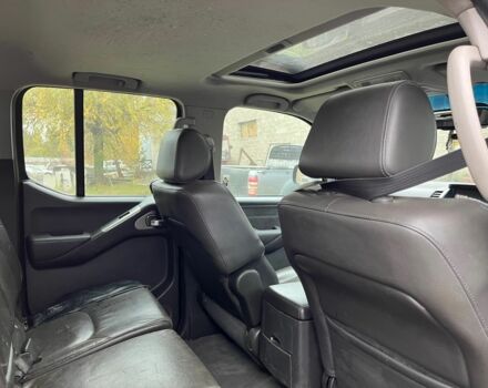 Ниссан Навара 2007 в Богуславе на Automoto.ua Серый Ниссан Навара, объемом двигателя 2.5 л и пробегом 128 тыс. км за 5900 $, фото 5 на Automoto.ua