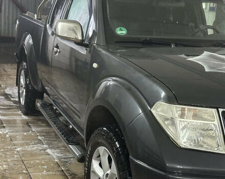 Сірий Ніссан Навара, об'ємом двигуна 2.49 л та пробігом 234 тис. км за 11000 $, фото 5 на Automoto.ua