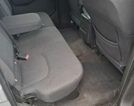 Серый Ниссан Навара, объемом двигателя 0 л и пробегом 170 тыс. км за 5800 $, фото 4 на Automoto.ua