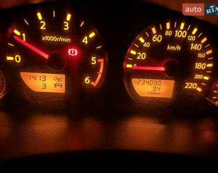 Сірий Ніссан Навара, об'ємом двигуна 2.49 л та пробігом 234 тис. км за 11000 $, фото 13 на Automoto.ua