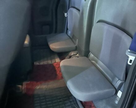 Сірий Ніссан Навара, об'ємом двигуна 2.5 л та пробігом 234 тис. км за 11000 $, фото 9 на Automoto.ua