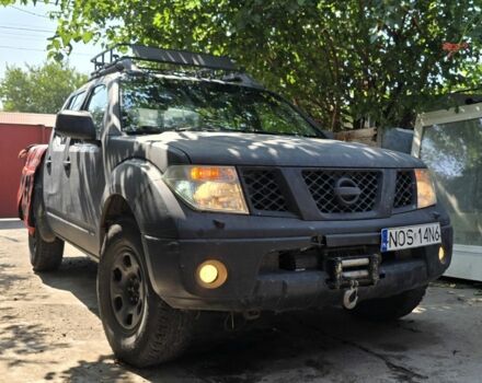 Серый Ниссан Навара, объемом двигателя 2.5 л и пробегом 466 тыс. км за 3400 $, фото 15 на Automoto.ua