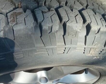 Серый Ниссан Навара, объемом двигателя 2.5 л и пробегом 180 тыс. км за 5500 $, фото 4 на Automoto.ua