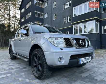 Серый Ниссан Навара, объемом двигателя 2.5 л и пробегом 343 тыс. км за 11700 $, фото 16 на Automoto.ua